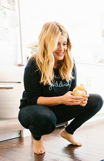 Daphne Oz feet photo 20