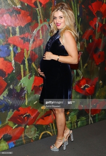 Daphne Oz feet photo 11