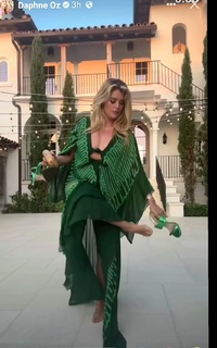 Daphne Oz feet photo 5