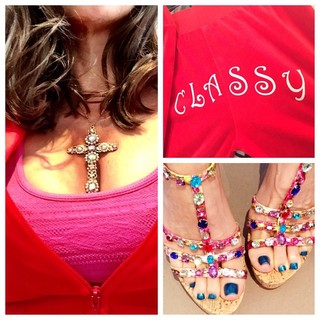 Daphne Zuniga feet photo thumbnail