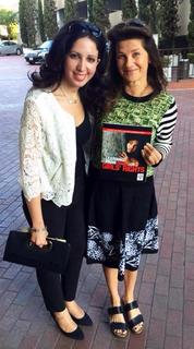 Daphne Zuniga feet photo thumbnail