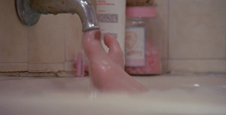 Daphne Zuniga feet photo thumbnail