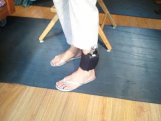 Daphne Zuniga feet photo thumbnail