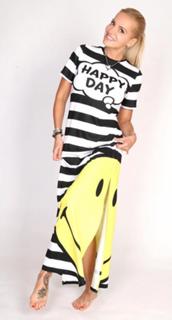 Dara Rolins feet photo thumbnail