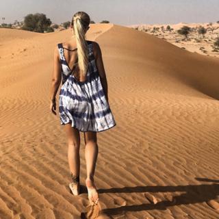 Dara Rolins feet photo thumbnail