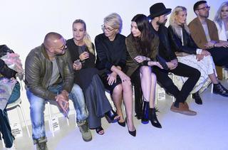 Dara Rolins feet photo thumbnail