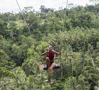 Dara Rolins feet photo thumbnail