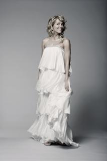 Dara Rolins feet photo thumbnail