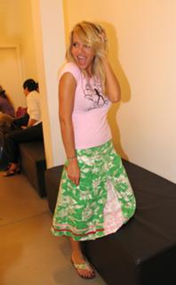 Dara Rolins feet photo thumbnail