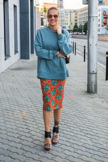 Dara Rolins feet photo thumbnail