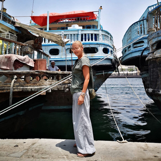 Dara Rolins feet photo thumbnail