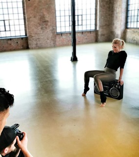 Dara Rolins feet photo thumbnail