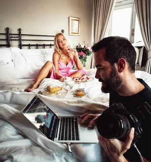 Dara Rolins feet photo thumbnail