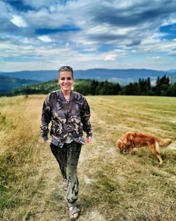 Dara Rolins feet photo thumbnail