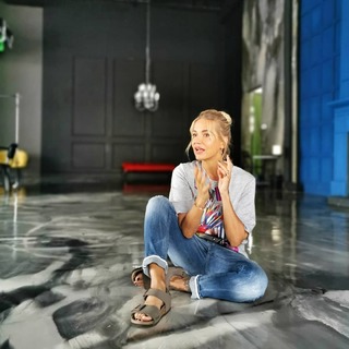 Dara Rolins feet photo thumbnail