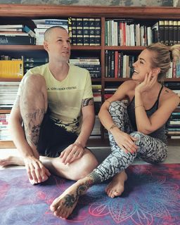 Dara Rolins feet photo thumbnail