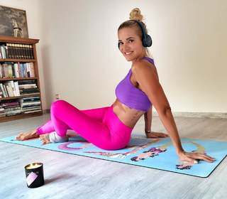 Dara Rolins feet photo thumbnail