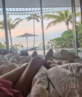 Dara Rolins feet photo thumbnail