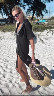 Dara Rolins feet photo thumbnail