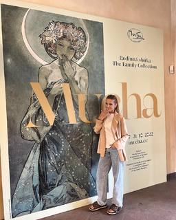 Dara Rolins feet photo thumbnail