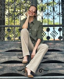 Dara Rolins feet photo thumbnail