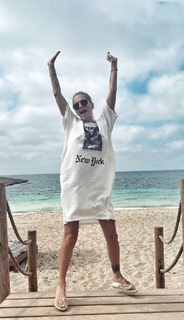 Dara Rolins feet photo thumbnail