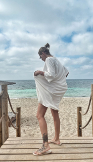 Dara Rolins feet photo thumbnail