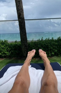 Dara Torres feet photo 4