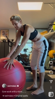 Dara Torres feet photo 1