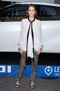 Darby Stanchfield feet photo 12