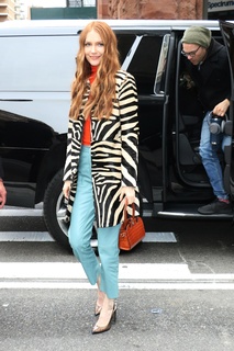 Darby Stanchfield feet photo 4