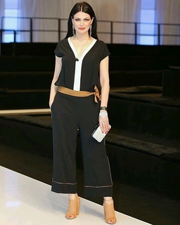 Dareen Haddad feet photo 5