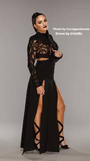 Daria Berenato feet photo thumbnail