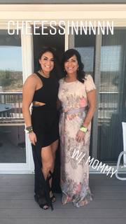 Daria Berenato feet photo thumbnail