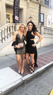 Daria Berenato feet photo thumbnail