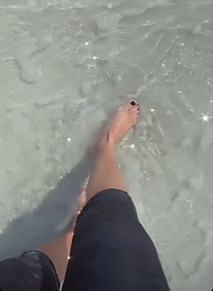 Daria Berenato feet photo thumbnail