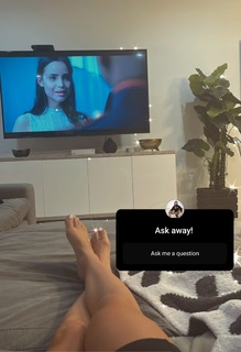 Daria Berenato feet photo thumbnail