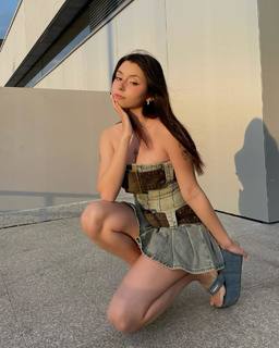 Daria Shikhanova feet photo 11