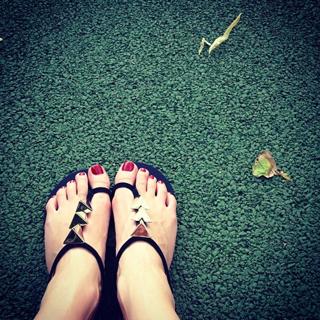 Daria Strokous feet photo 2