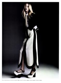 Daria Strokous feet photo 1