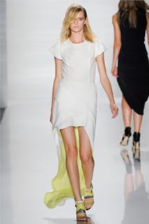 Daria Strokous feet photo 1