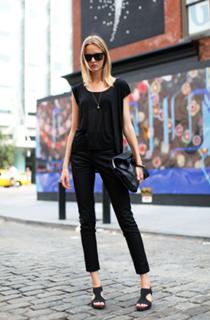 Daria Strokous feet photo 2