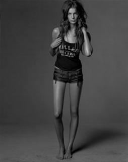 Daria Werbowy feet photo 10