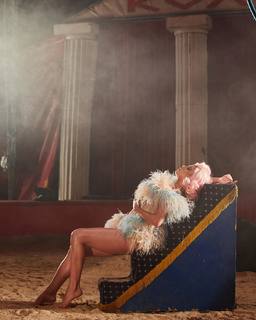 Darina Yotova feet photo 11