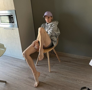 Darya Melnikova feet photo 5