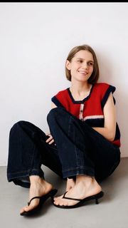 Darya Melnikova feet photo 3