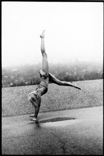 Daryl Hannah feet photo thumbnail