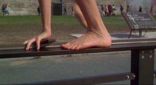 Daryl Hannah feet photo thumbnail