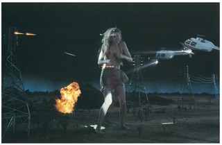 Daryl Hannah feet photo thumbnail
