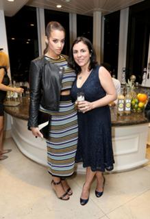 Dascha Polanco feet photo thumbnail